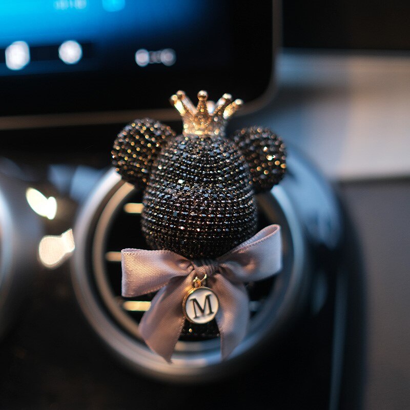 Nước Hoa Sáp Thơm Hình Gấu Đính Đá Cài Cửa Gió Điều Hòa Trang Trí Xe Ô Tô