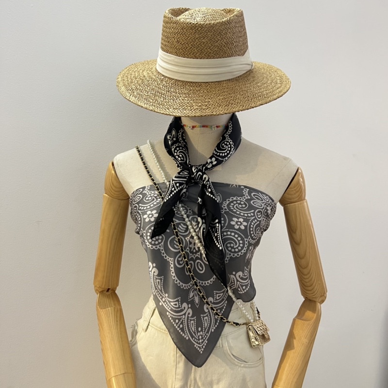 Khăn bandana lụa size 70x70cm