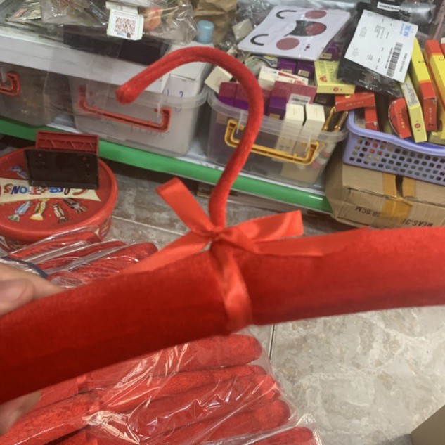 Móc nhung treo váy cưới - phụ kiện cưới Giang 95 20