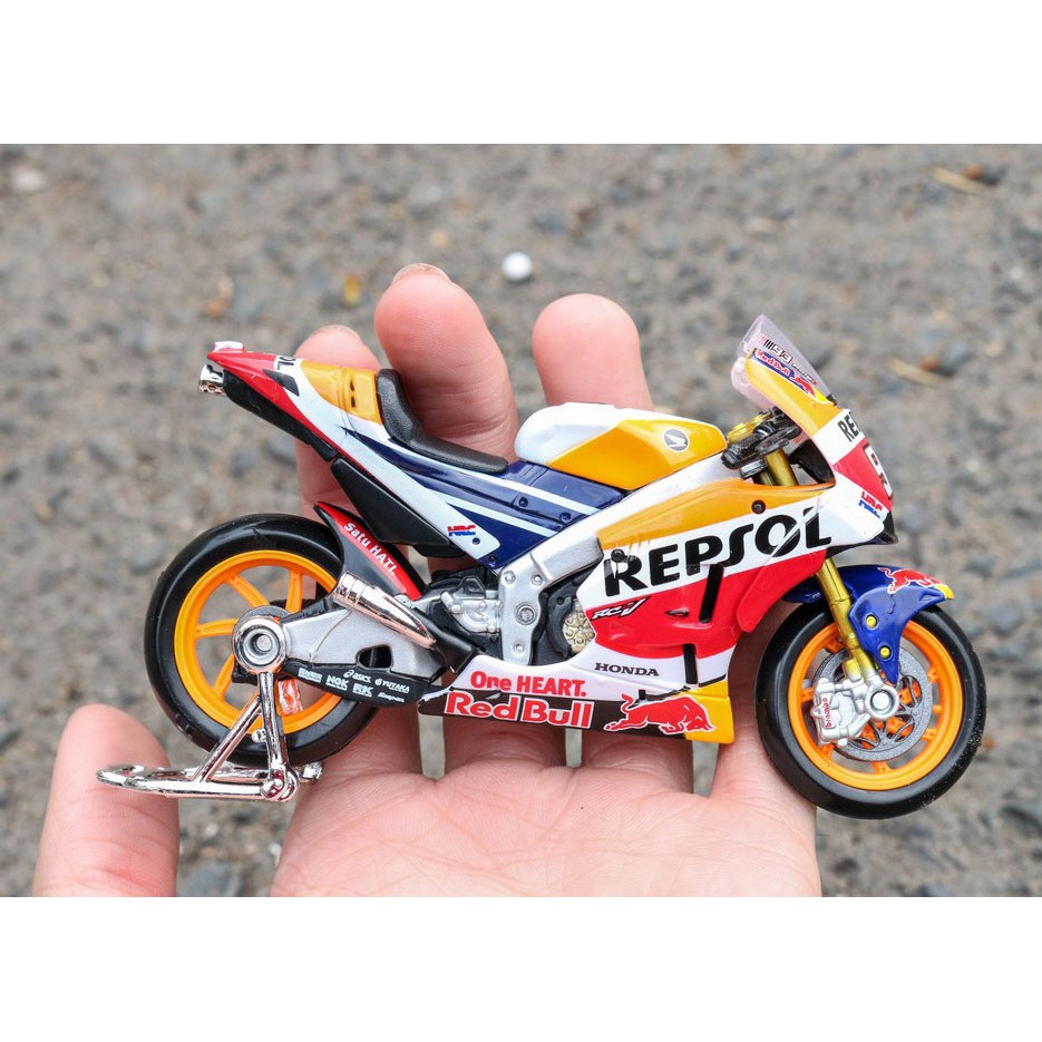 XE MÔ HÌNH MOTO GP HONDA RC213V REPSOL 2018 NO.93 - MAISTO tỷ lệ 1:18