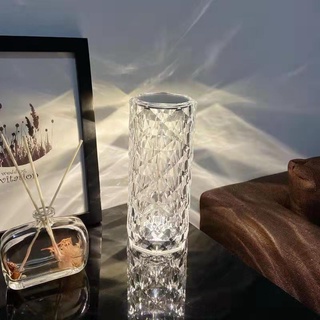 Đèn led pha lê cảm ứng 16 màu hot trend