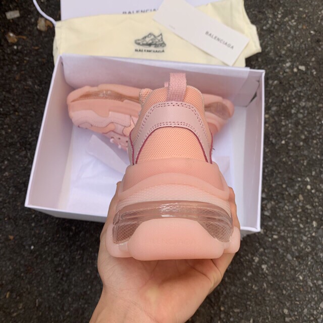 Giày balenss nữ màu hồng kem hàng 1:1 (free ship)
