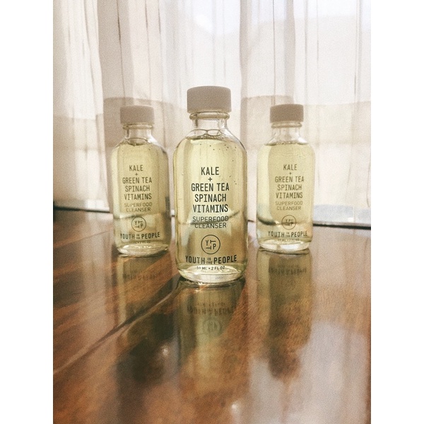 Sữa rửa mặt Youth To the People thiên nhiên Kale+ Green Tea.