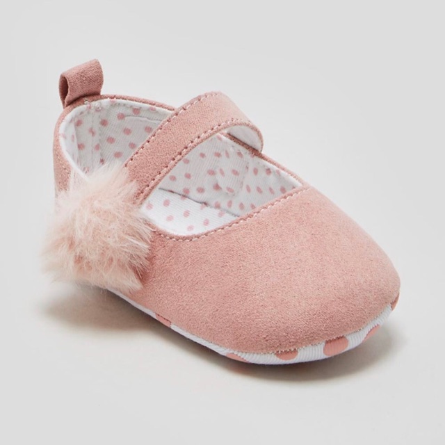 Giày tập đi Matalan