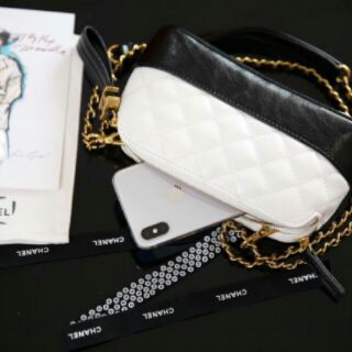 Túi hobo dáng clutch