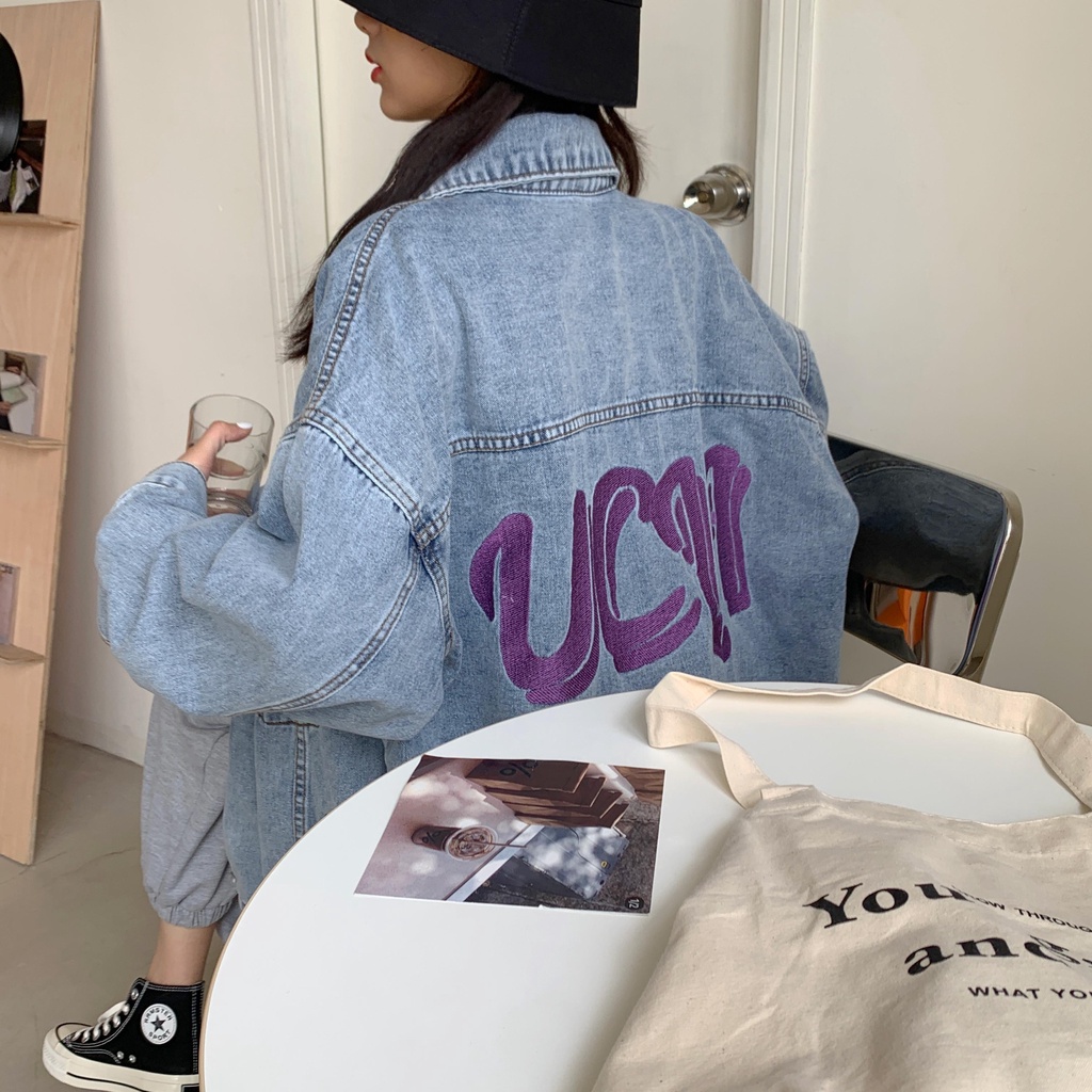 Áo khoác denim dáng rộng thêu họa tiết phong cách phương tây Hàn Quốc cho nữ