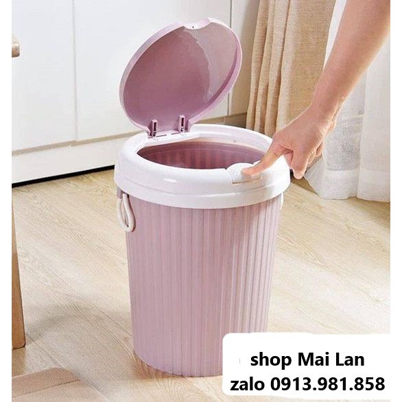 THÙNG RÁC NHỰA E538