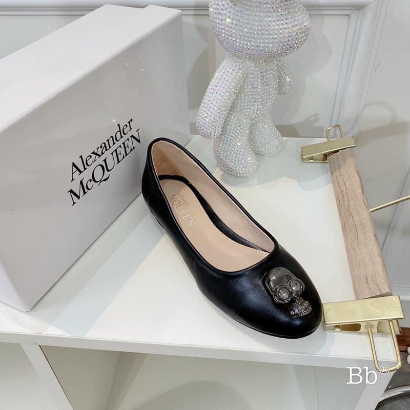 Giày búp bê đế bệt đầu nâu đá thời trang