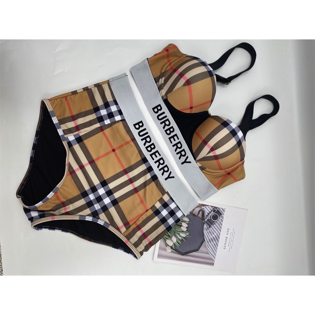 Bộ BIKINI Hai Mảnh Kiểu Cổ Điển 2022