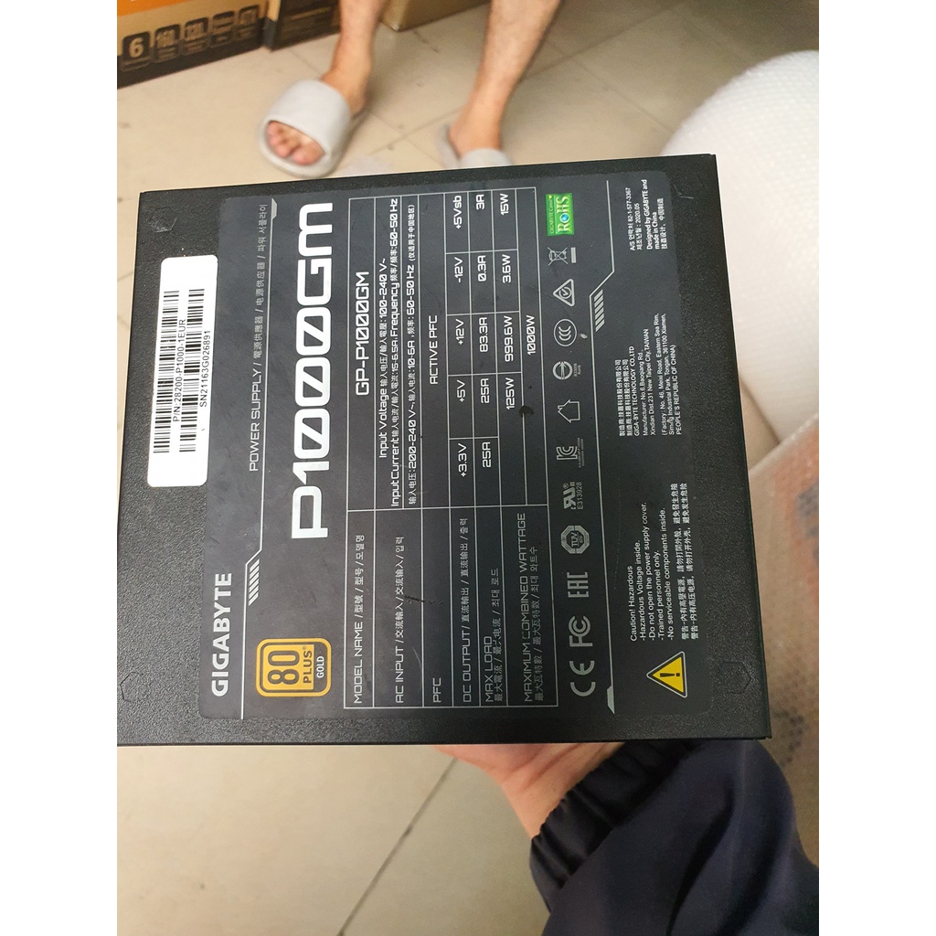 Nguồn GIGABYTE GP-P1000GM 1000w (80 Plus Gold/Full Modular/ Màu Đen)