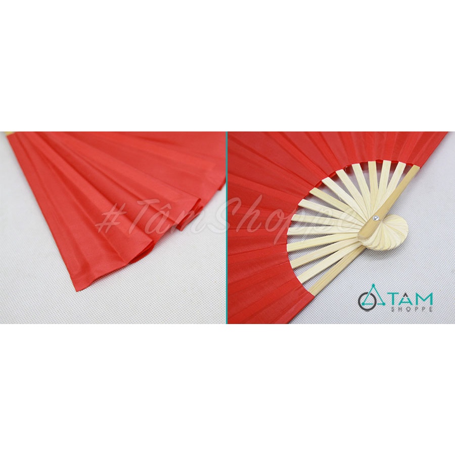 Quạt vải đỏ trang trí tết trơn màu 30x50cm tan