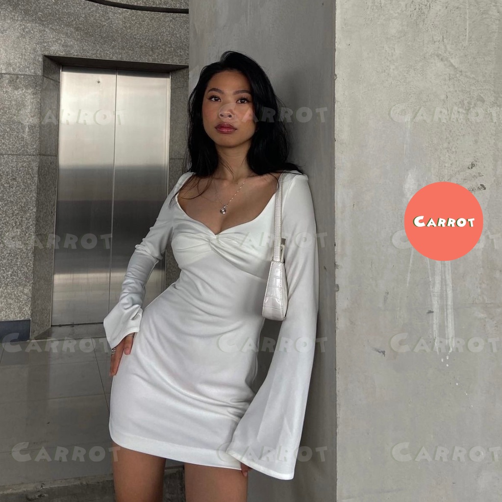 Đầm body ôm trắng sexy tay dài loe thiết kế khoét ngực sang trọng, cá tính chất thun co giãn Carrotxinhdep