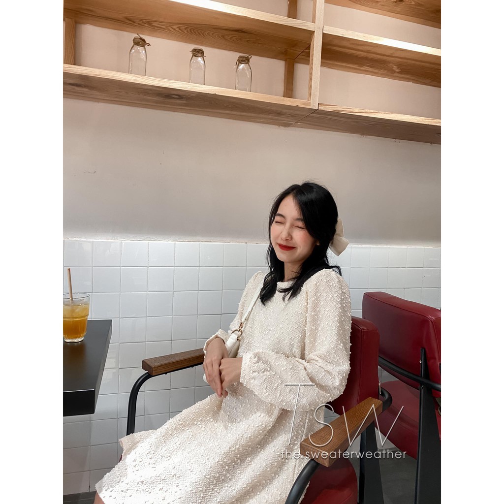 Váy liền vải nhũ chiết eo | BigBuy360 - bigbuy360.vn