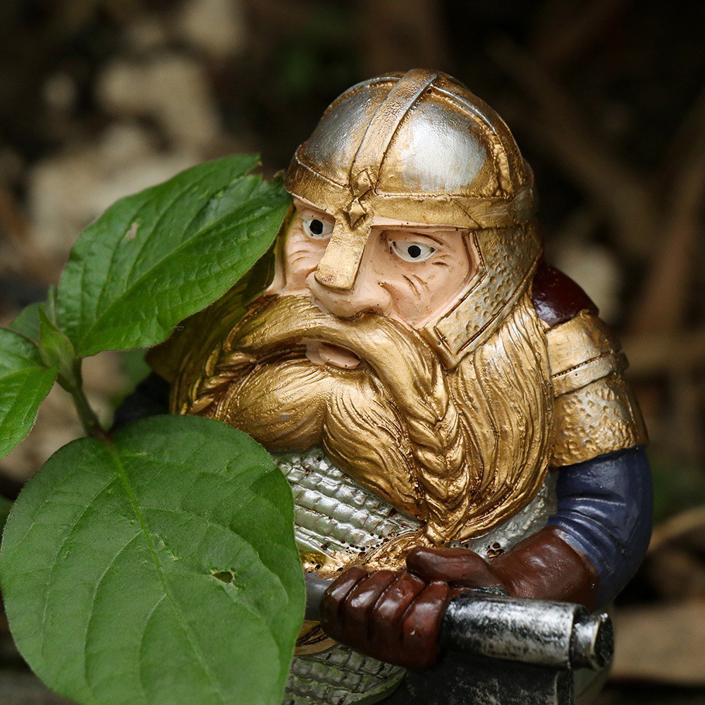 MIOSHOP Goblin Art Christmas Dwarfs Dwarf Statue Garden Ornaments Resin Crafts Creeping Zombies Courtyard Lawn Porch Garden Outdoor Decoration Funny Sculpture Toy Decoration