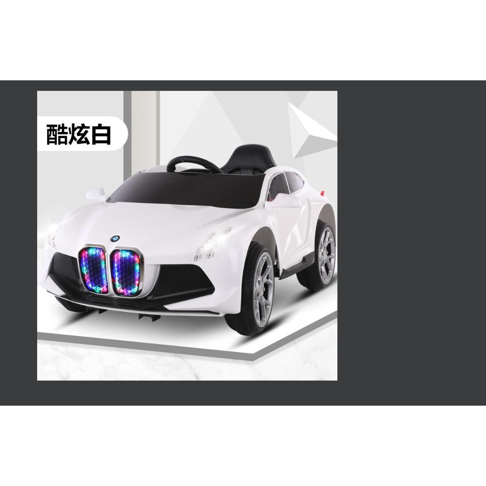 Đồ chơi xe ô tô có điều khiển và tự lái cho trẻ em