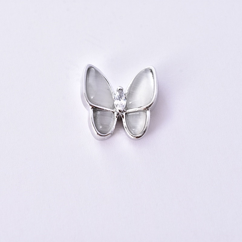 Cham hình đính móng