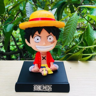 Mô  hình Luffy lắc đầu