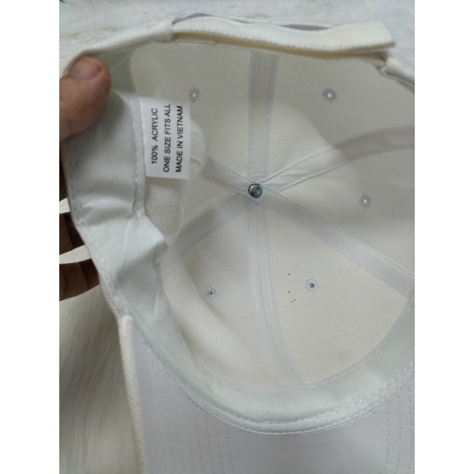 Mũ , Nón  Trơn Trắng Kem , hình thật ,  nón xuất khẩu dư , chất  ACRYLIC chắc chắn , Fom đẹp