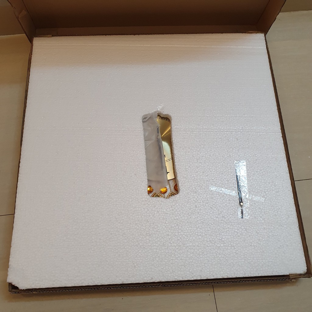 Đồng hồ treo tường trang trí con chim công K368 decor phòng khách kim trôi cao cấp KOKA