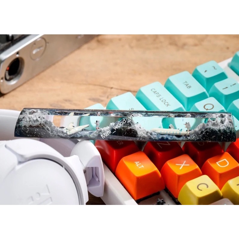 Nút Space bàn phím cơ Phi hành gia + Tàu vũ trụ.Keycap resin Space Galaxy.Keycap resin artisan.