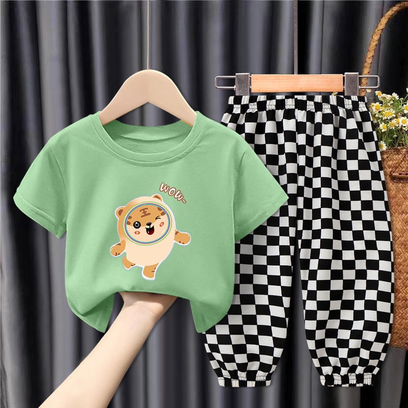 Bộ Quần Áo Thun Ngắn Tay Thời Trang Mùa Hè Năng Động Dành Cho Trẻ