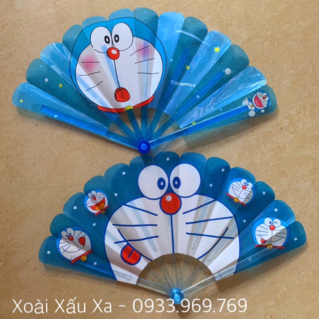 Quạt nhựa xếp hoạt hình dễ thương  kitty, đoraemon, stitch, elsa...