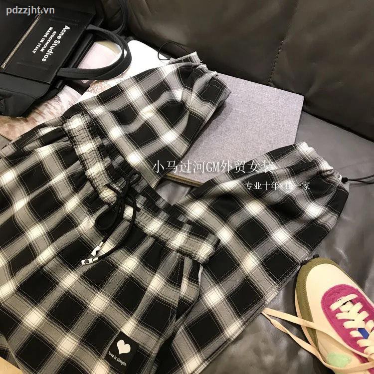 ✷♀Old friends and new 1 must be received~Fashionable to the street, black white plaid love mark, casual straight leg pants female plus size