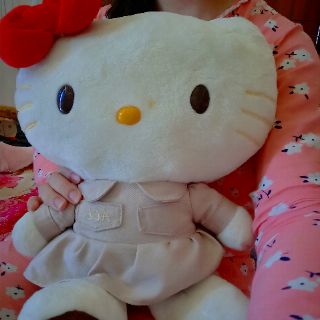 Thú bông hello kitty