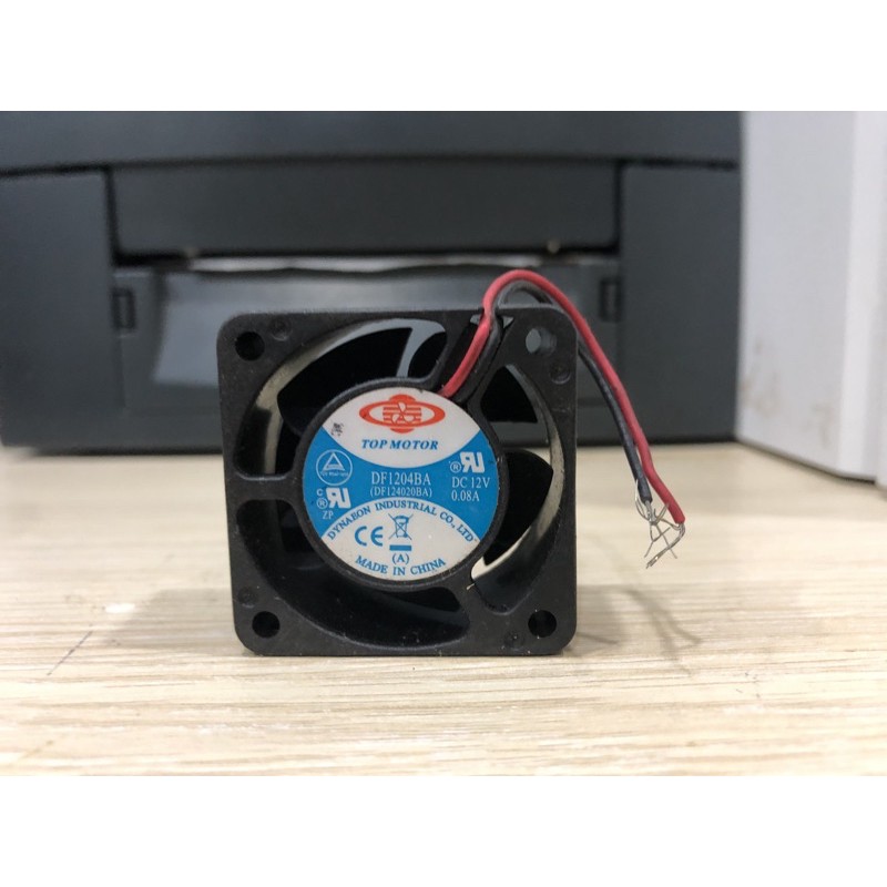 Quạt hút, quạt tản nhiệt máy tính 4cm 12V kích thước 40x40x20mm