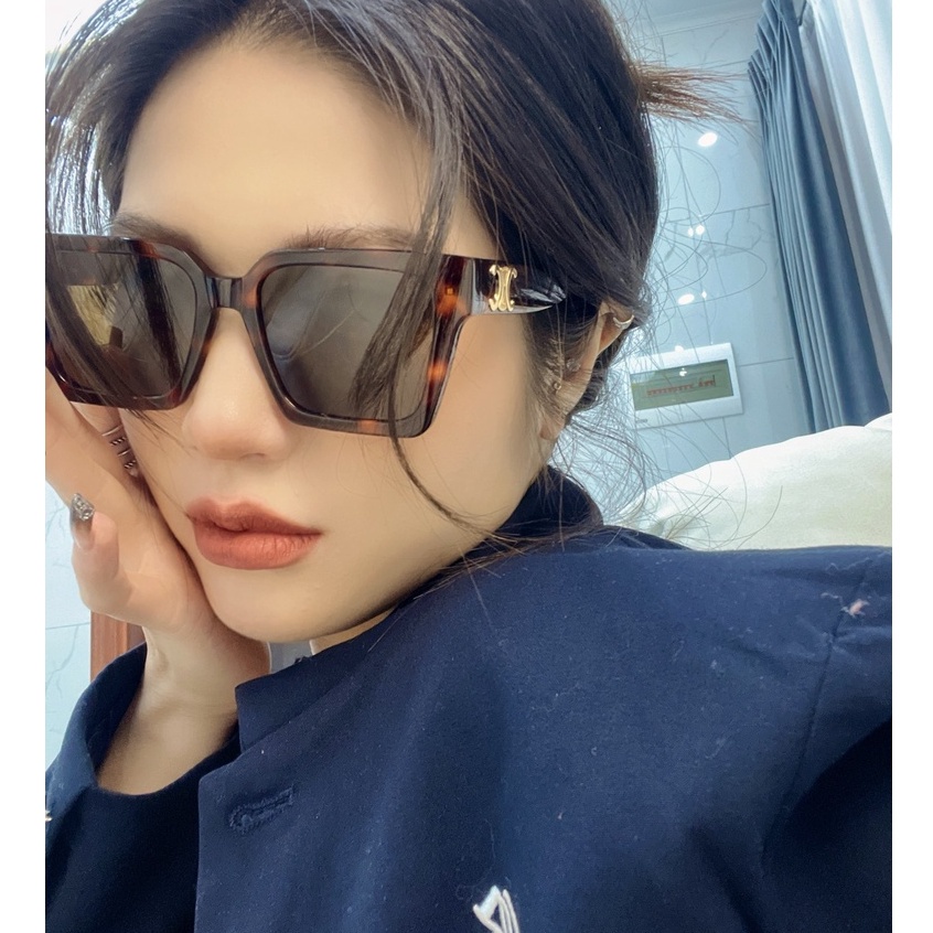 Kính Mát Nam Nữ Cl4S489 - CE Mới