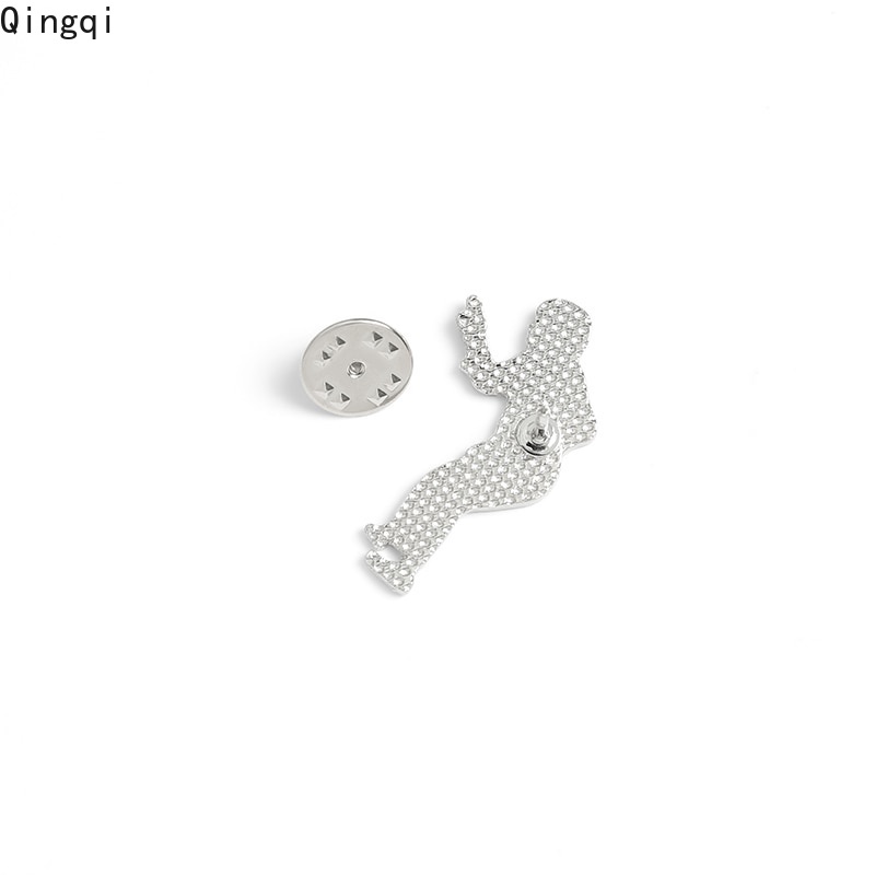 Ghim cài áo Miss Zoe hình vũ công múa quay phim