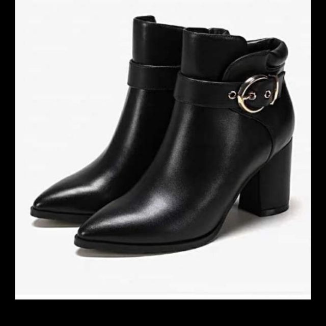 Boot DAPHNE sale rẻ quá ạ