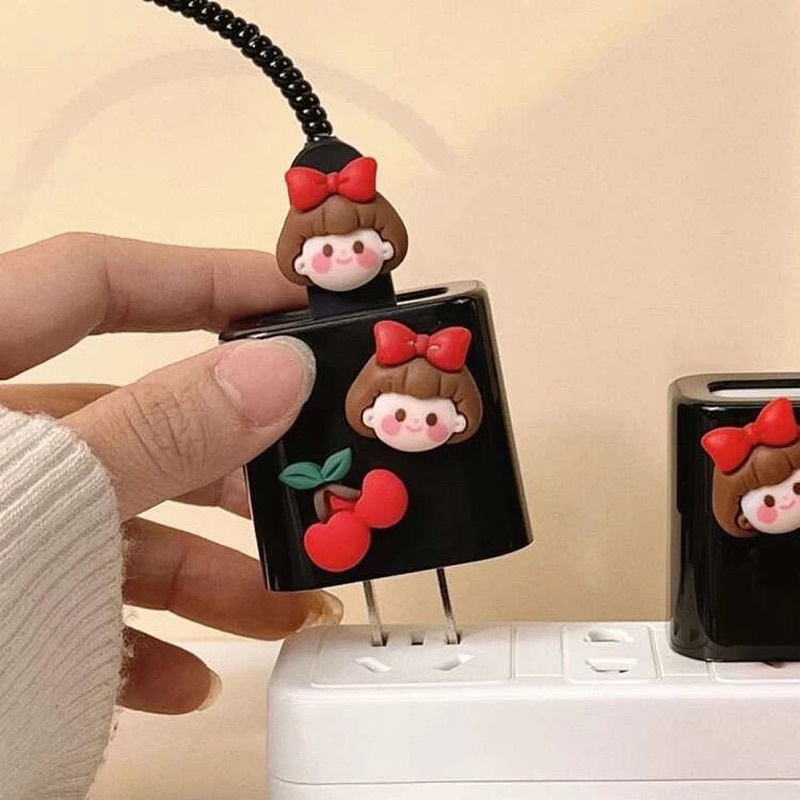 Bộ phụ kiện bảo vệ cáp và củ sạc bằng silicon hình hoạt họa dễ thương cho bộ sạc compatible for iPhone 18W và 20W