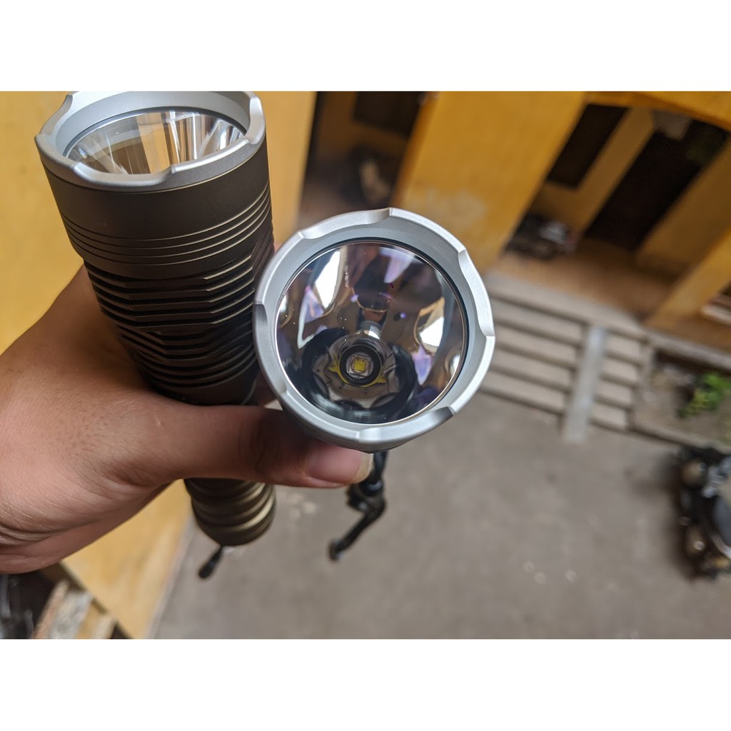 ĐÈn Pin siêu sáng MARCH C8S/C8