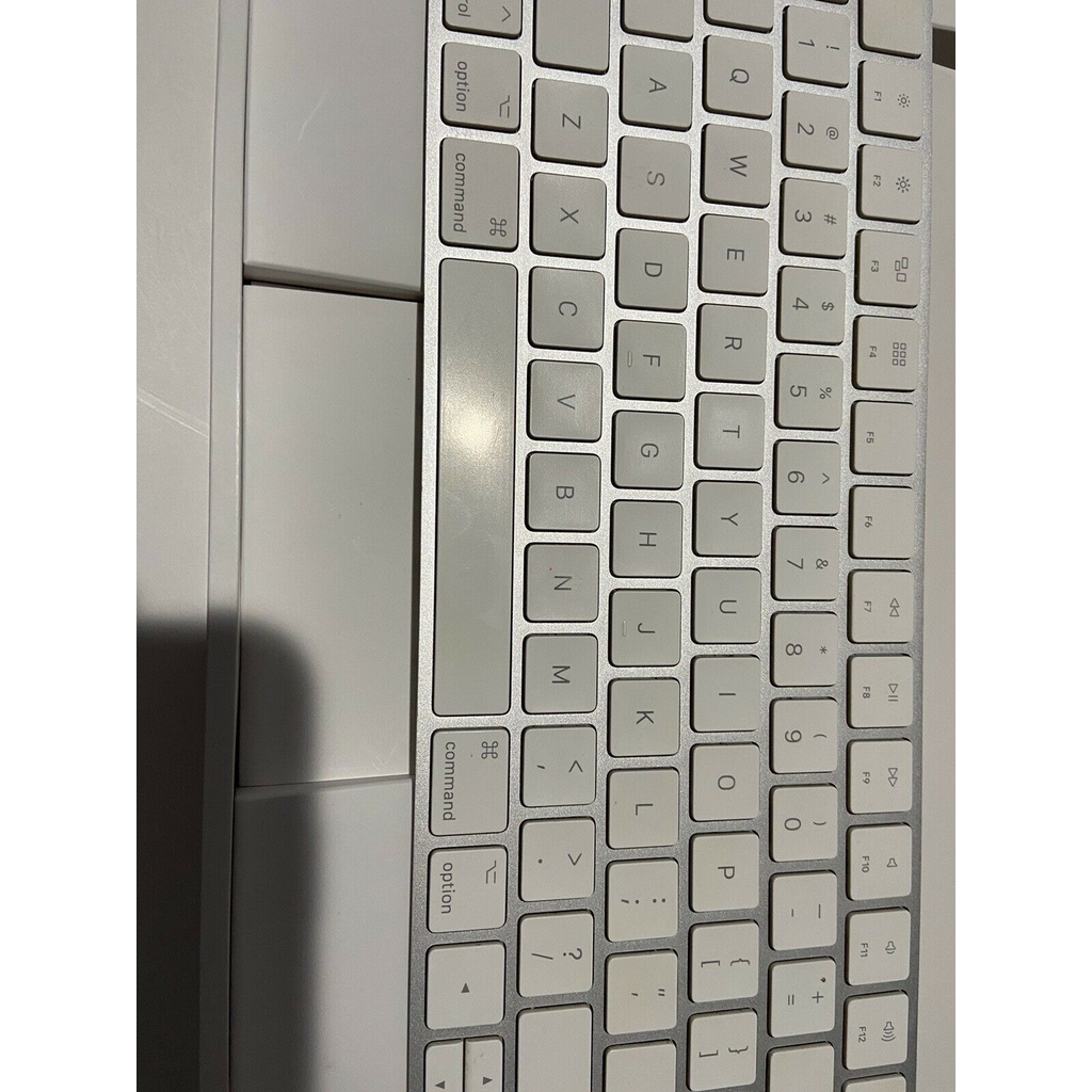 Combo Apple  Magic Keyboard + Magic Mouse 2