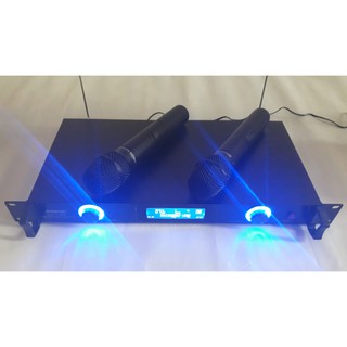 MICRO KHÔNG DÂY SHURE U8800