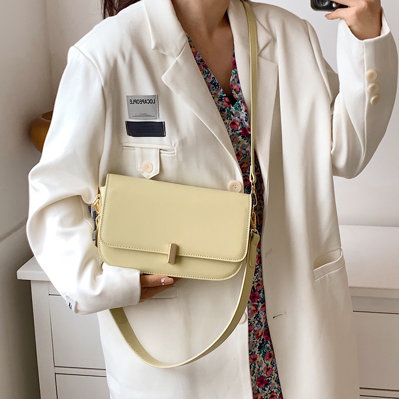 Túi đeo chéo IELGY màu sắc đơn giản phong cách đường phố thời trang cho nữ