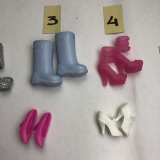 Pk giày cho búp bê barbie