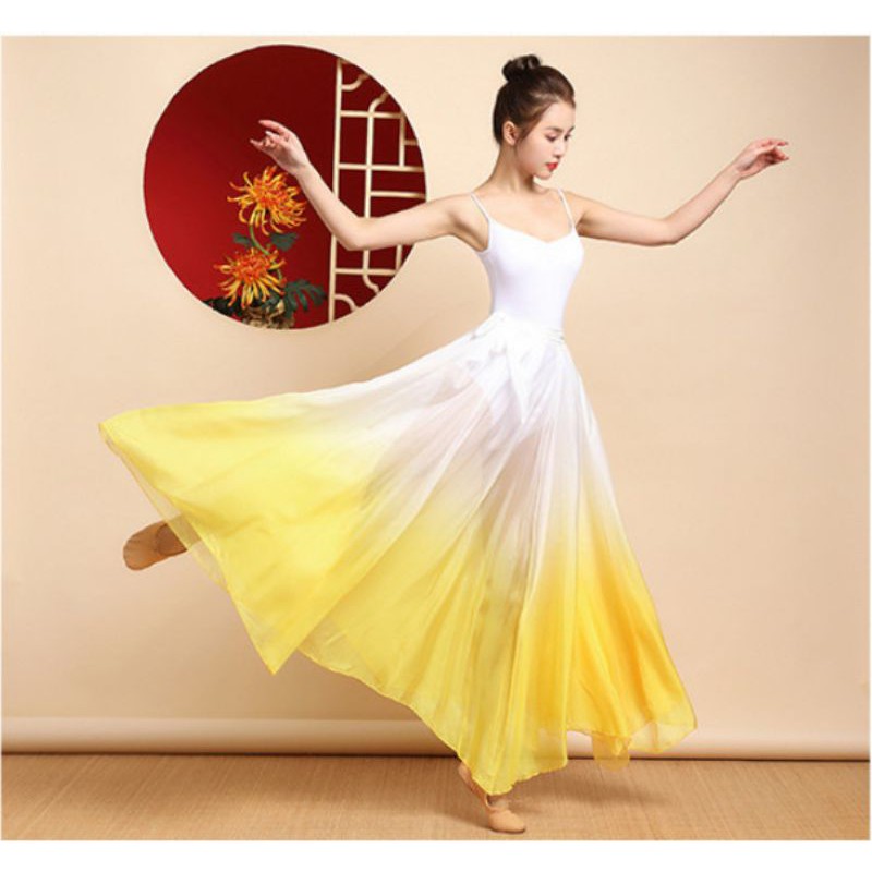 Váy ombre mới đặc biệt tặng quần váy