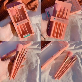 BỘ CỌ TRANG ĐIỂM 4 MÓN MADE IN THÁI LAN