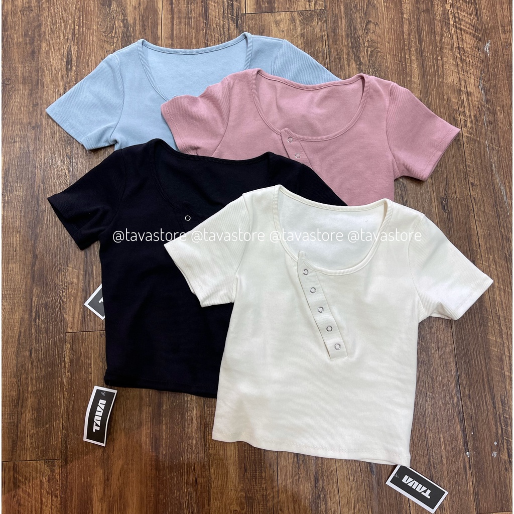 Áo croptop nút bấm lệch