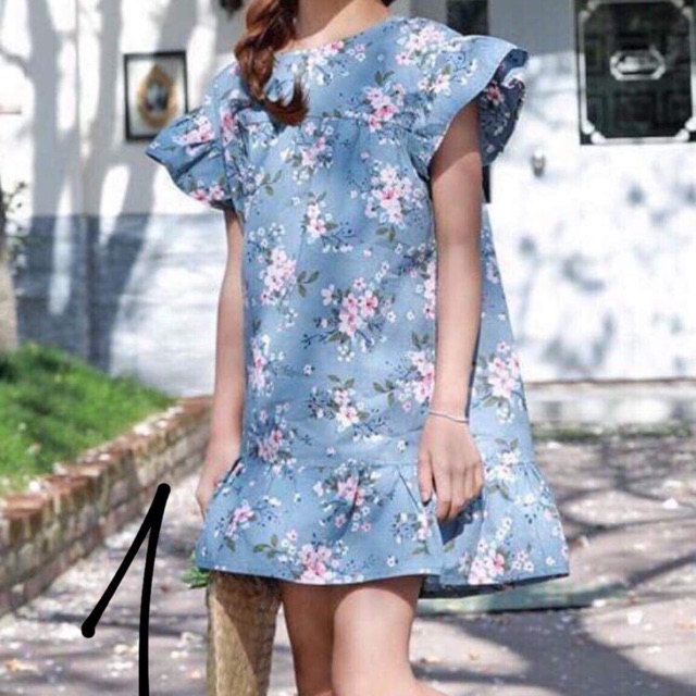 Sỉ váy bé gái