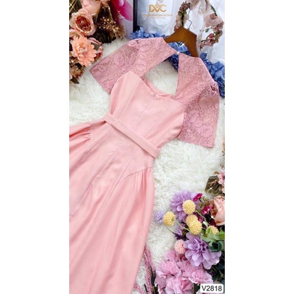 V2818 - váy xoè cổ vuông màu hồng