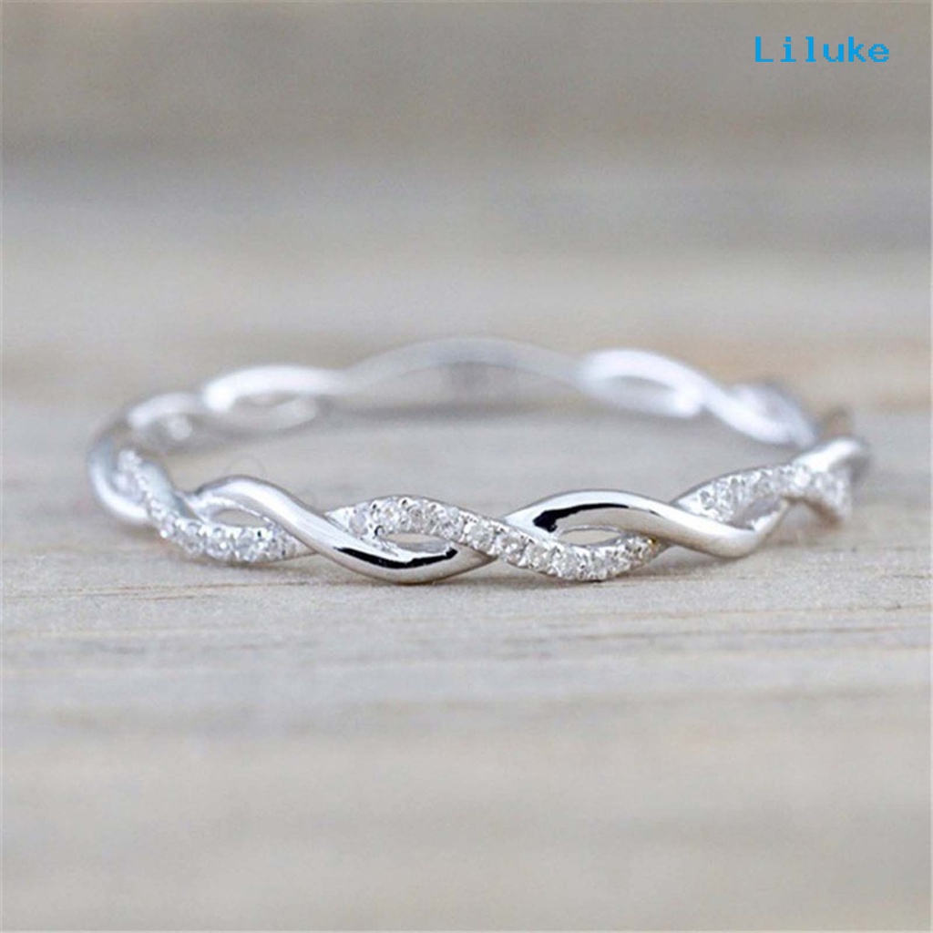 Nhẫn Nữ Đính Đá Thời Trang Sang Trọng