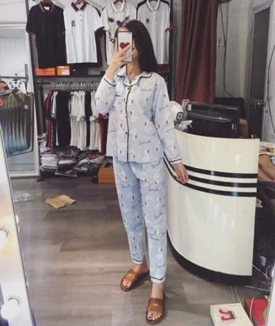 Bộ pijama mặc nhà cho mẹ