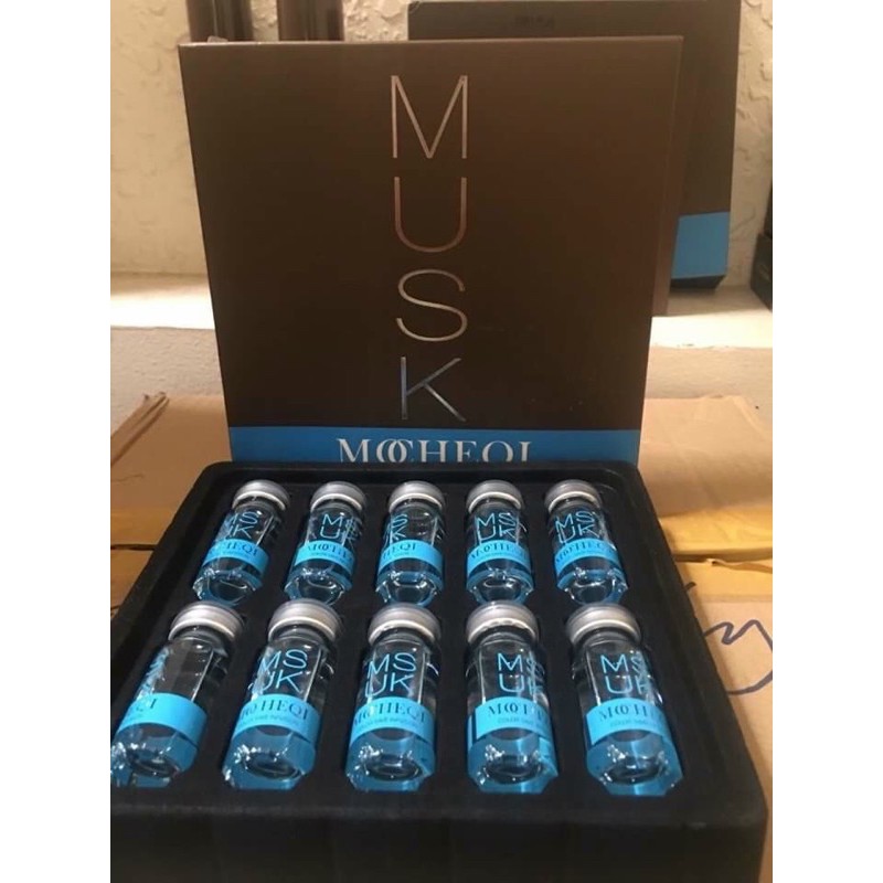 Khoá màu nhuộm musk