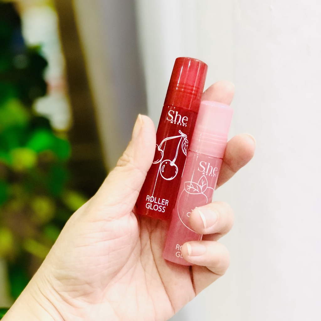 Son bóng dưỡng ẩm Fruit Roller Gloss She