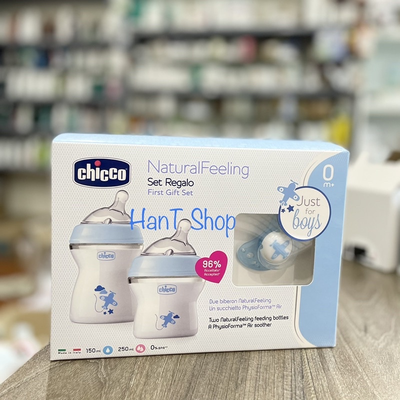 Bộ 2 Bình Sữa Cao Cấp Chicco Ý cho trẻ em từ 0 đến 6 tháng