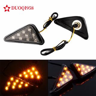 Đèn LED xi nhan hình tam giác