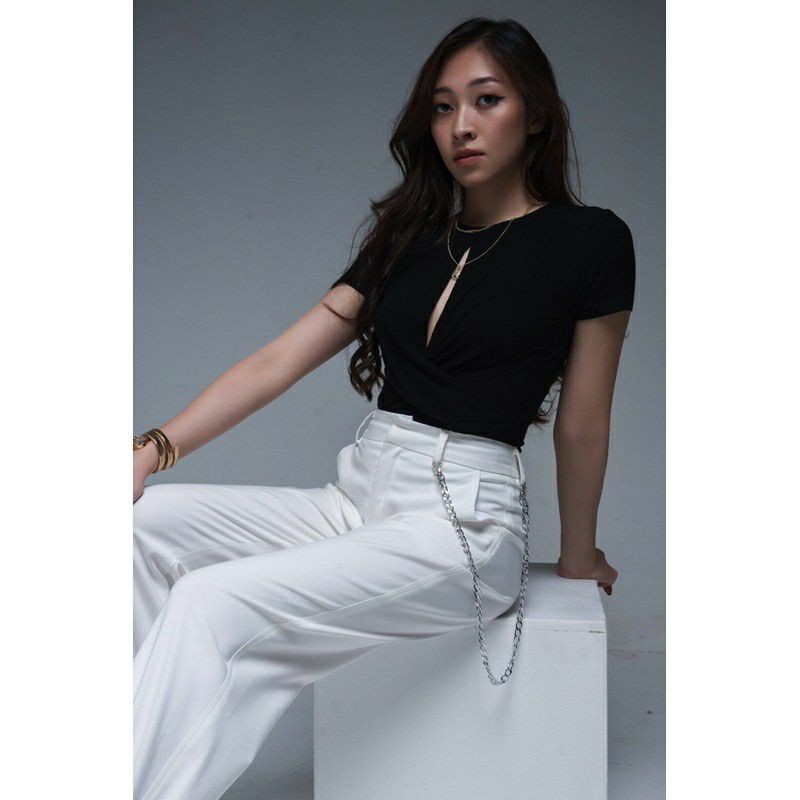 ANGELICA - TWISTED BODYSUIT - Áo liền thân cộc tay xoắn ngực | BigBuy360 - bigbuy360.vn